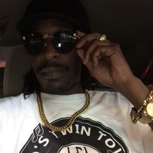 Meet your Posher, Barney